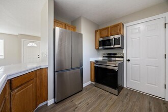 2823 SE 90th Pl in Portland, OR - Building Photo - Building Photo