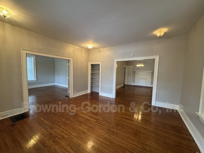 1503 Bernard Ave in Nashville, TN - Foto de edificio - Building Photo