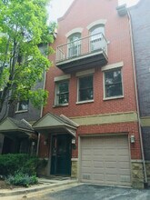 556 E 32nd St, Unit C in Chicago, IL - Building Photo - Building Photo
