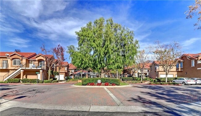 1 Vía Pariente in Rancho Santa Margarita, CA - Building Photo - Building Photo