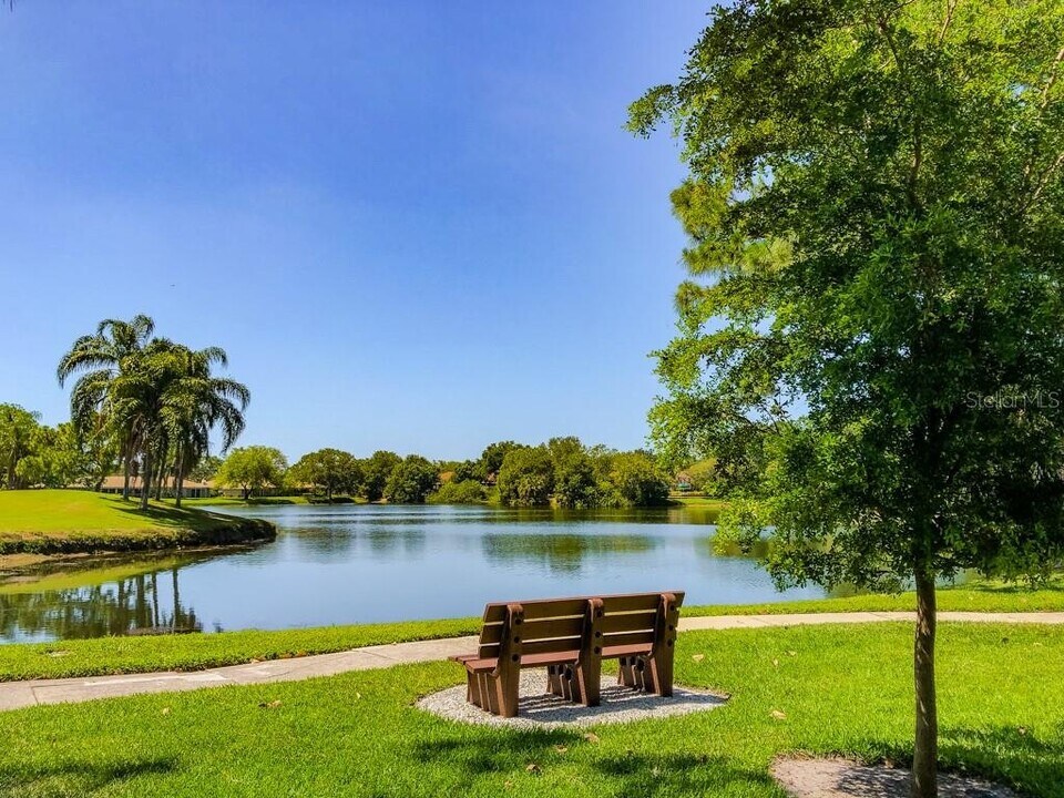 5246 Wedgewood Ln in Sarasota, FL - Building Photo