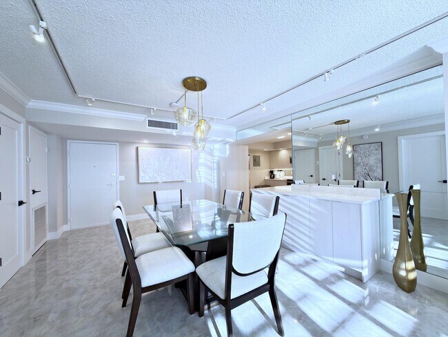 3546 S Ocean Blvd in South Palm Beach, FL - Building Photo - Building Photo