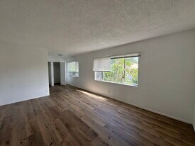 2027 Ridgeley Dr in Los Angeles, CA - Building Photo