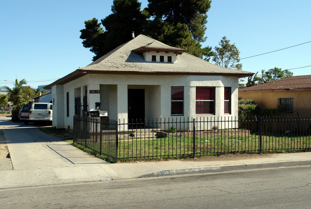 3813 W 104th St in Inglewood, CA - Building Photo