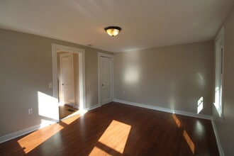 46-48 E Main St in Ayer, MA - Building Photo - Building Photo