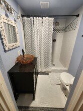 710 Catskill St in Richland, WA - Foto de edificio - Building Photo