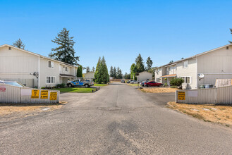 1403 107th Street Ct S in Tacoma, WA - Building Photo - Building Photo