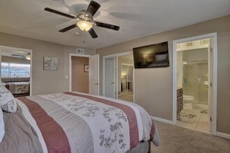 561 Hyde Park Dr in San Jose, CA - Building Photo - Building Photo