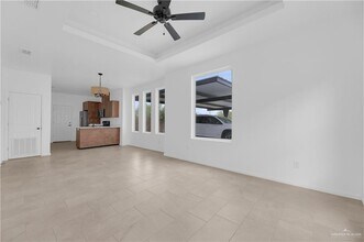 14 E Mayfair St in Edinburg, TX - Building Photo - Building Photo