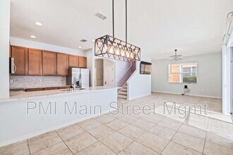 541 Las Fuentes Dr in Kissimmee, FL - Building Photo - Building Photo