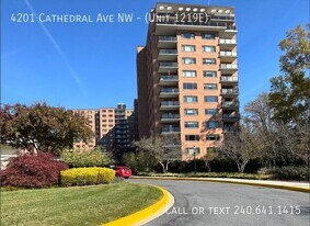 4201 Cathedral Ave NW in Washington, DC - Building Photo