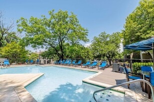 The Park at Walnut Creek in Austin, TX - Building Photo