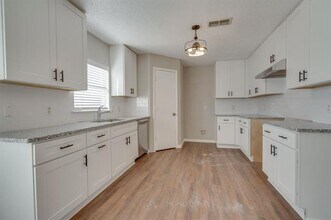 1029 Beechwood Dr in Denton, TX - Building Photo - Building Photo