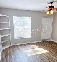 1331 56th Ave N in St. Petersburg, FL - Building Photo - Building Photo