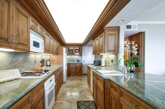 26032 Vista Dr E in Dana Point, CA - Building Photo - Building Photo