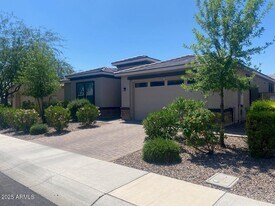 1381 E Scorpio Pl in Chandler, AZ - Building Photo