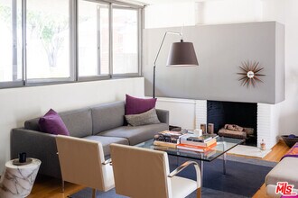 423 W Ellis Ave in Inglewood, CA - Building Photo - Building Photo