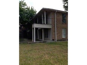 Ned Apartments in Baton Rouge, LA - Foto de edificio - Building Photo