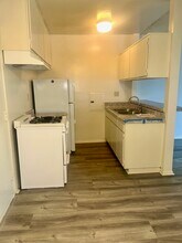 Valle Vista Apartments in North Hollywood, CA - Building Photo - Building Photo