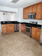 1901 Kenwood Rd SE in Smyrna, GA - Building Photo - Building Photo