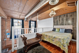 226 Mt Elliott St-Unit -ID1437644P in Detroit, MI - Building Photo - Building Photo