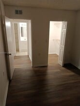 1141 Lake Victoria Dr in Royal Palm Beach, FL - Building Photo - Building Photo