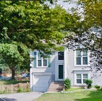 12907 Alderleaf Dr in Germantown, MD - Building Photo