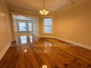 3213 W Warren Blvd in Chicago, IL - Building Photo - Building Photo