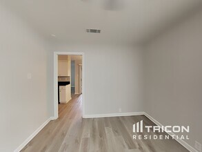 1713 Brown Trail in Hurst, TX - Building Photo - Building Photo