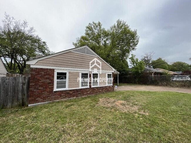 4178 Knight Arnold Rd in Memphis, TN - Building Photo - Building Photo
