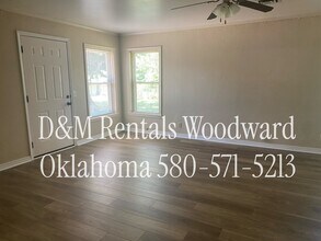 3636 Cheyenne Dr in Woodward, OK - Building Photo - Building Photo
