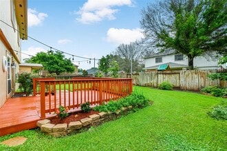 2201 Ames St in Pearland, TX - Building Photo - Building Photo