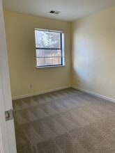 225 E 8th Ave, Unit D10 in Longmont, CO - Building Photo - Building Photo