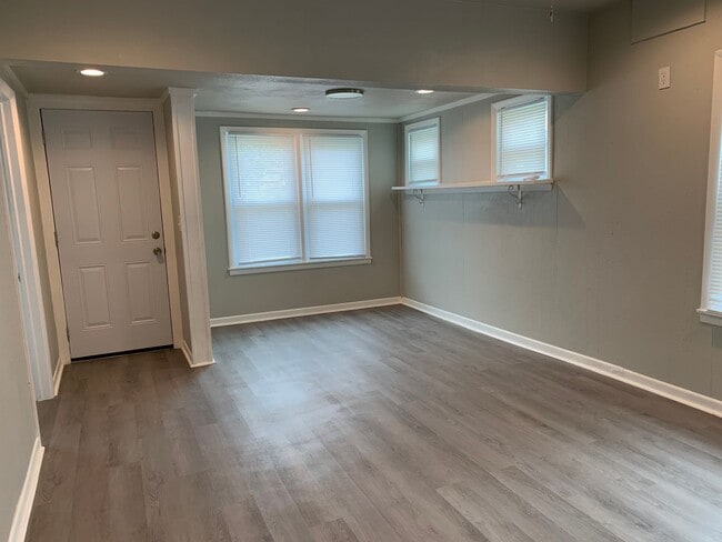 832 S Moffet Ave in Joplin, MO - Building Photo - Building Photo