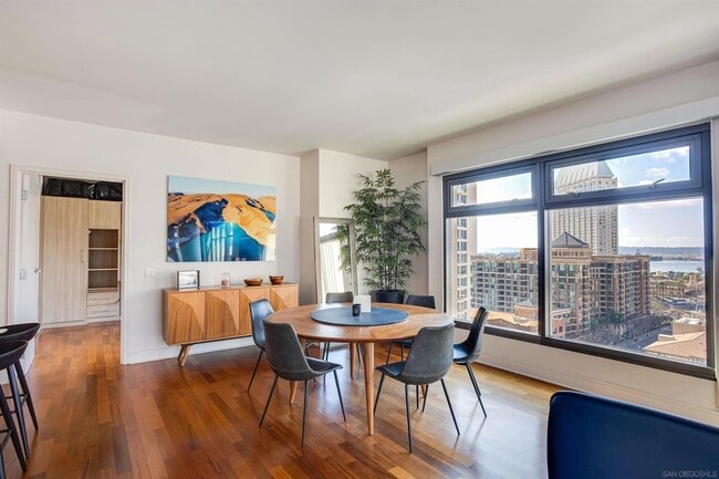 645 Front St, Unit 1411 in San Diego, CA - Building Photo - Building Photo