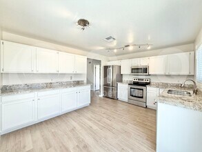 537 S Danyell Dr in Chandler, AZ - Building Photo - Building Photo