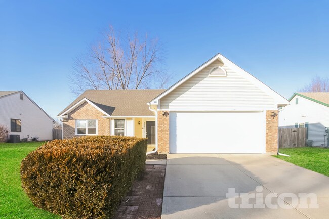 property at 6228 Glenshire Ln