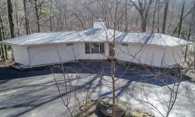 1535 Twin Valley Trail in Lithonia, GA - Building Photo - Building Photo