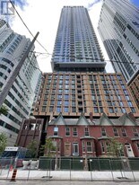 8 Widmer St in Toronto, ON - Building Photo