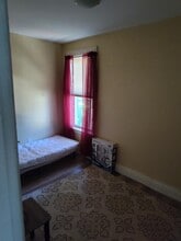 35 Brunswick Ave, Unit Walt in Troy, NY - Building Photo - Building Photo