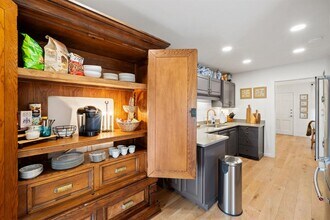 5332 Balcones Dr in Austin, TX - Building Photo - Building Photo