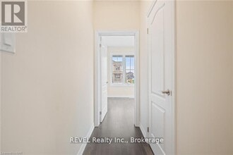 71 Sun Hvn Ln in Thorold, ON - Building Photo - Building Photo