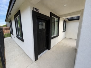 590 N Lincoln Ave in Dinuba, CA - Foto de edificio - Building Photo