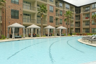 Broadstone Energy Park in Houston, TX - Foto de edificio - Building Photo