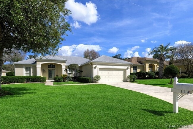 property at 174 W Romany Loop