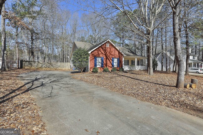 356 N Ridge in Senoia, GA - Foto de edificio - Building Photo