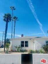 2045 Glencoe Ave in Los Angeles, CA - Building Photo - Building Photo