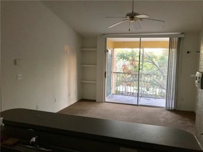 8939 Latrec Ave-Unit -1305 in Orlando, FL - Building Photo - Building Photo