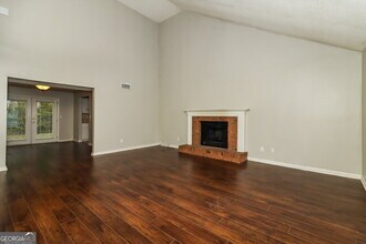 2521 Country Lake Cir in Powder Springs, GA - Building Photo - Building Photo