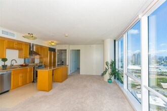 1296 Kapiolani Blvd in Honolulu, HI - Building Photo - Building Photo